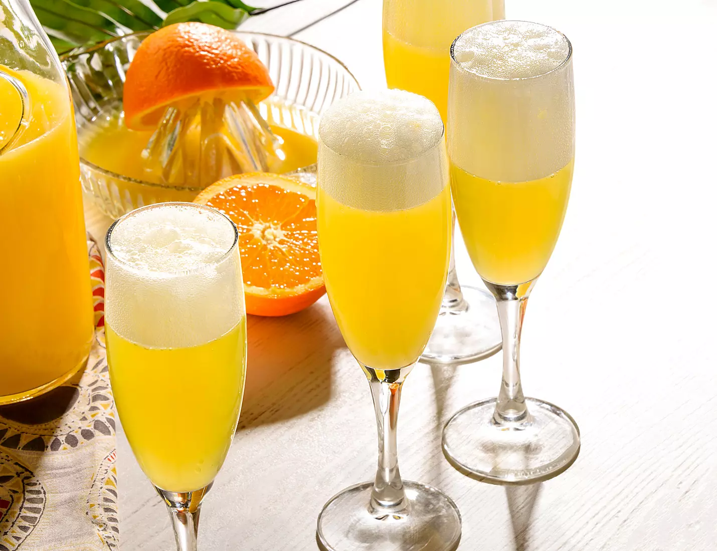 Sip, tour, brunch