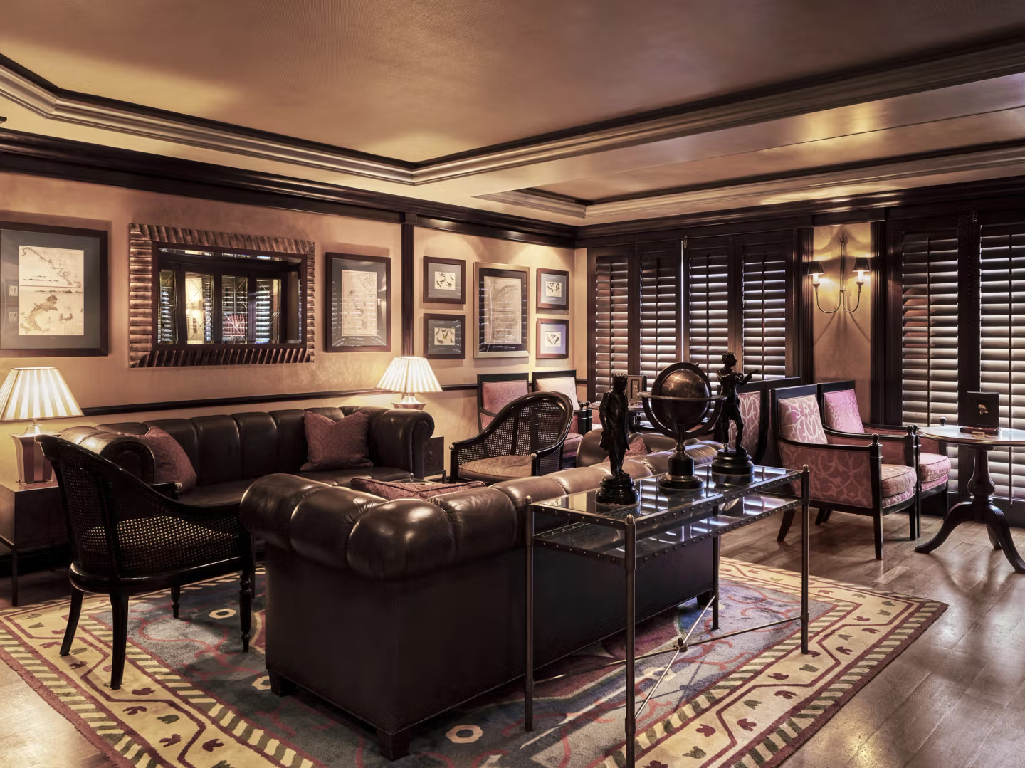 Connoisseur club