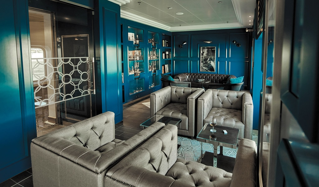 Connoisseur club
