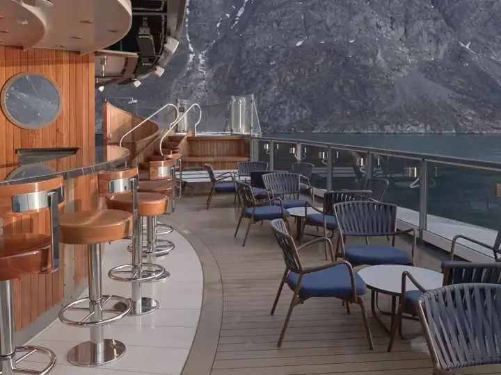 Sky bar