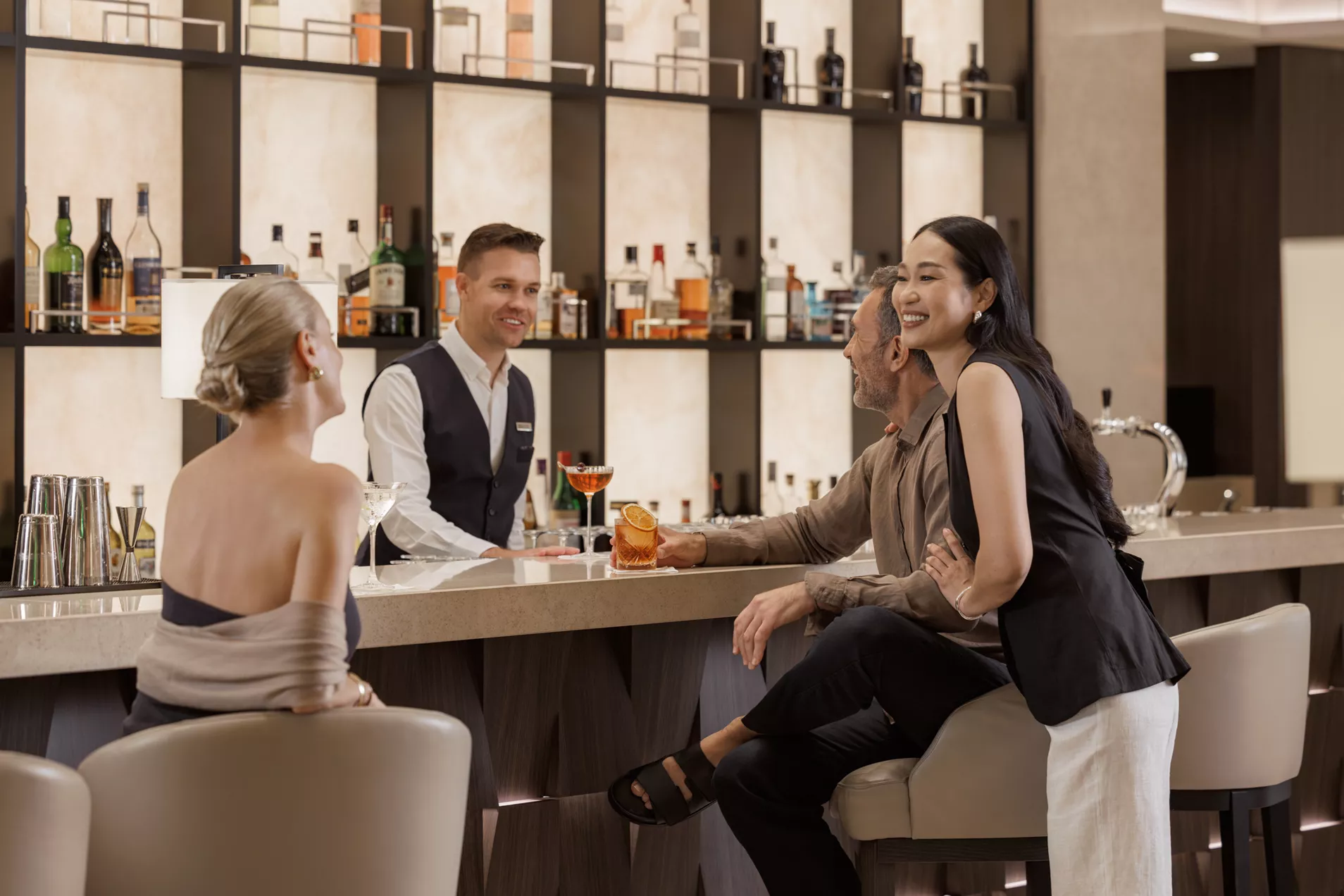 Lobby bar