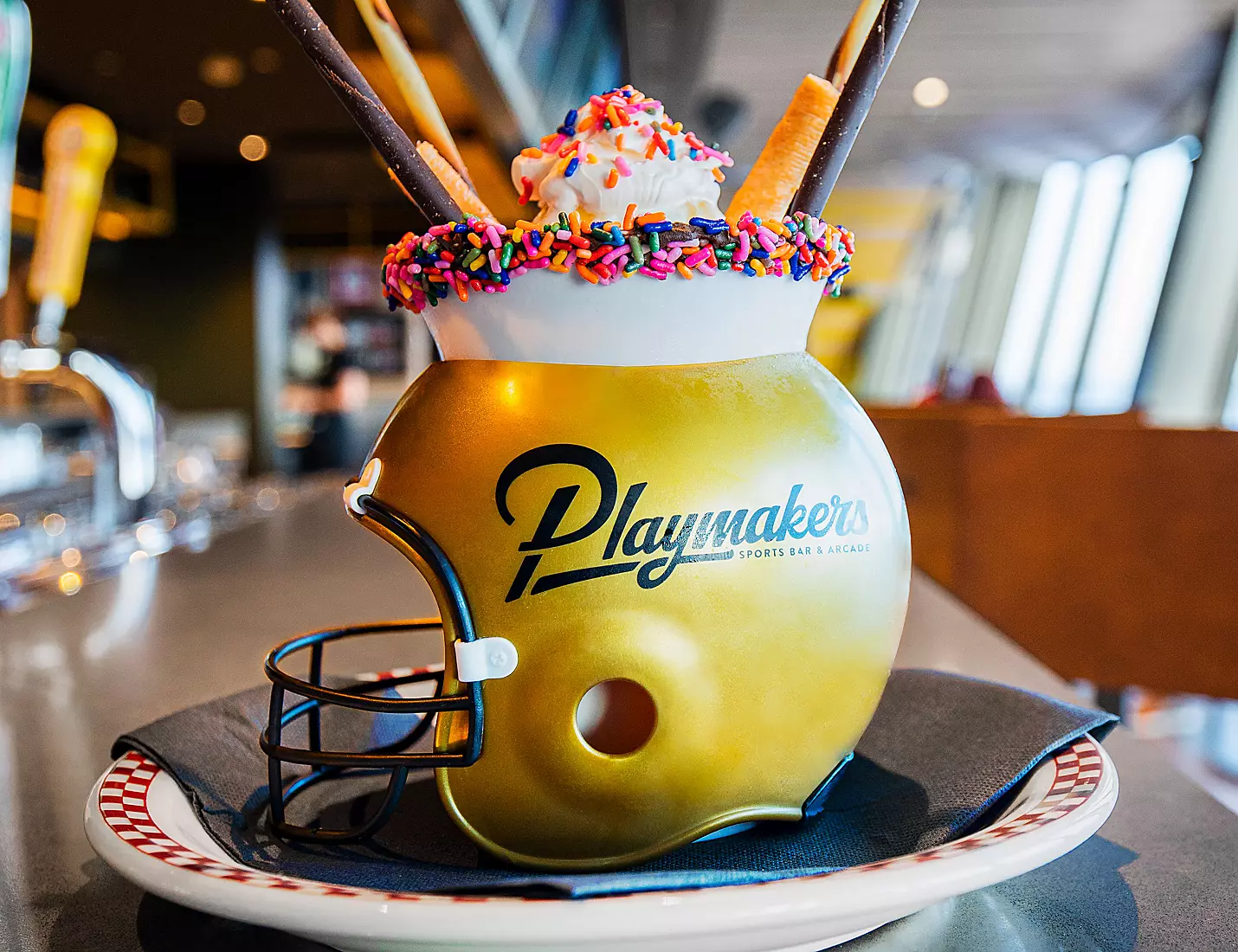 Playmakers℠ bar & arcade