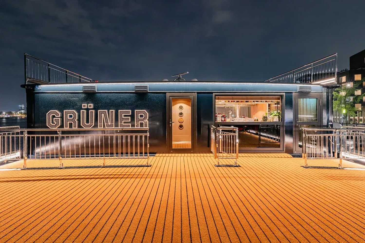 An unparalleled dining experience at sea