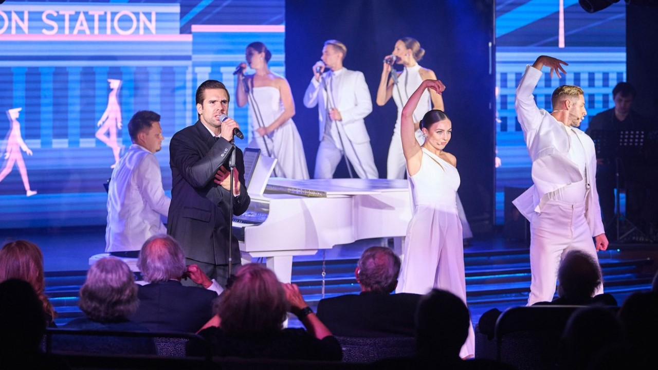 The seabourn six entertainment & evening shows