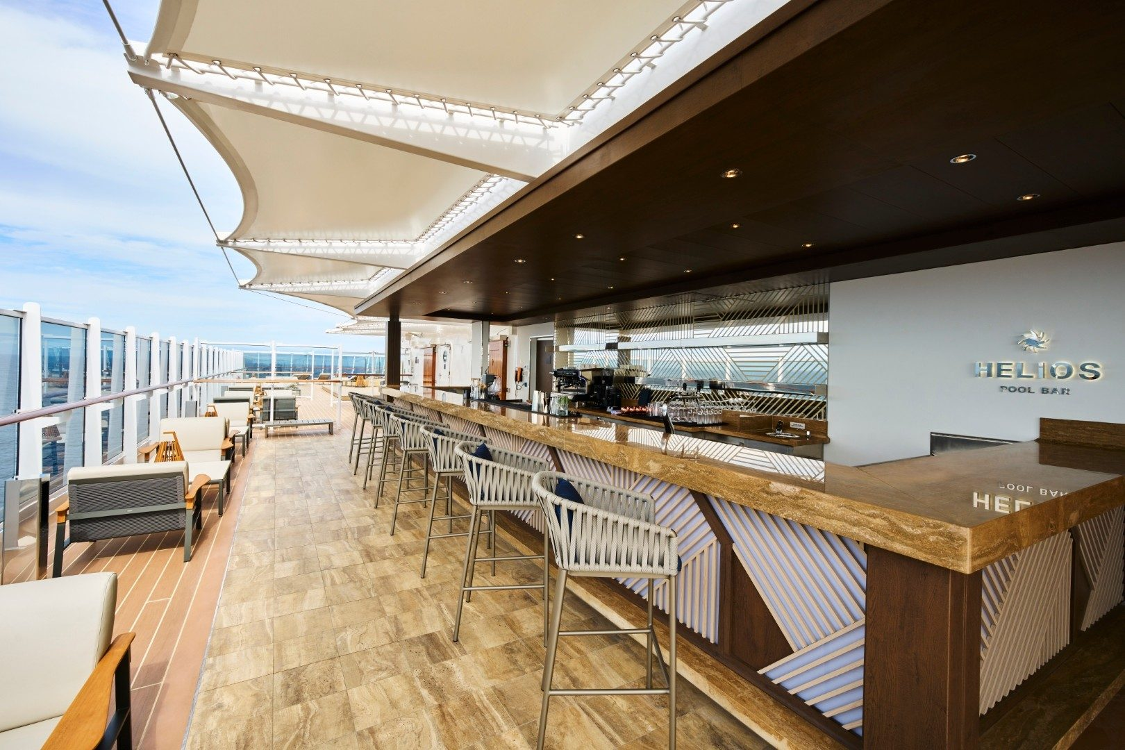 Helios pool & bar