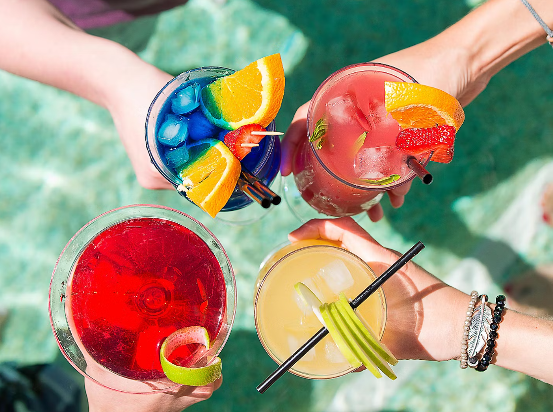 Pool bar