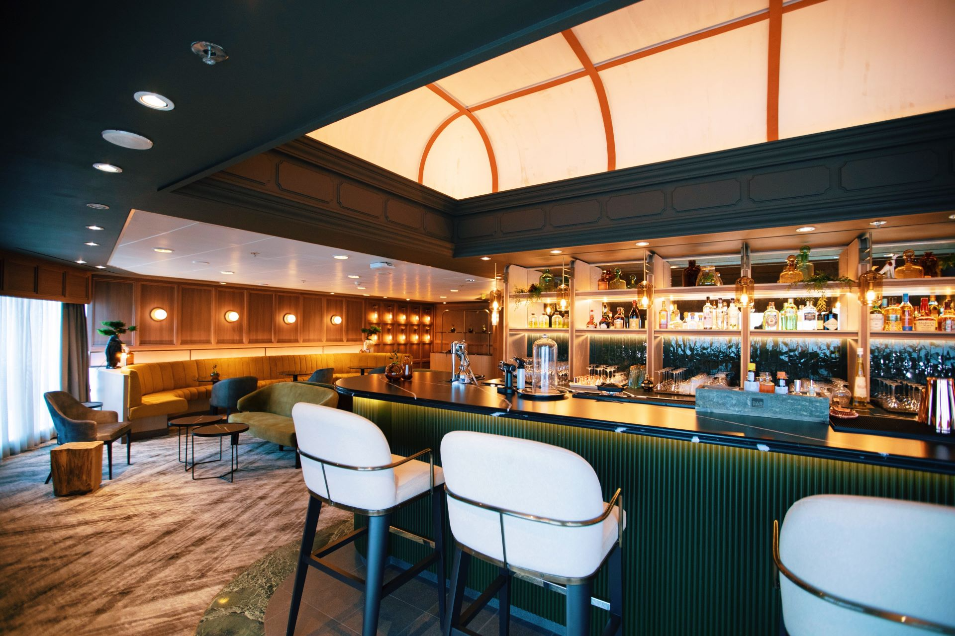 Atlas bar