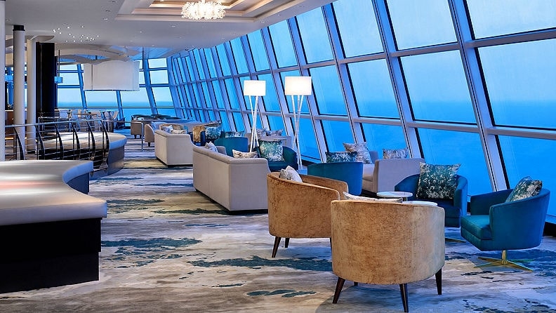 Sky observation lounge