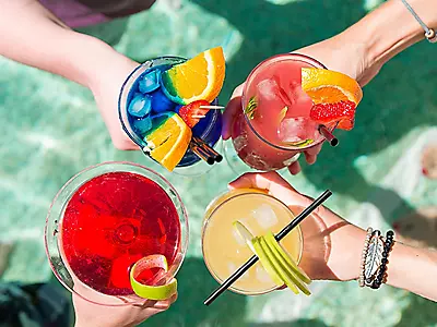 Pool bar