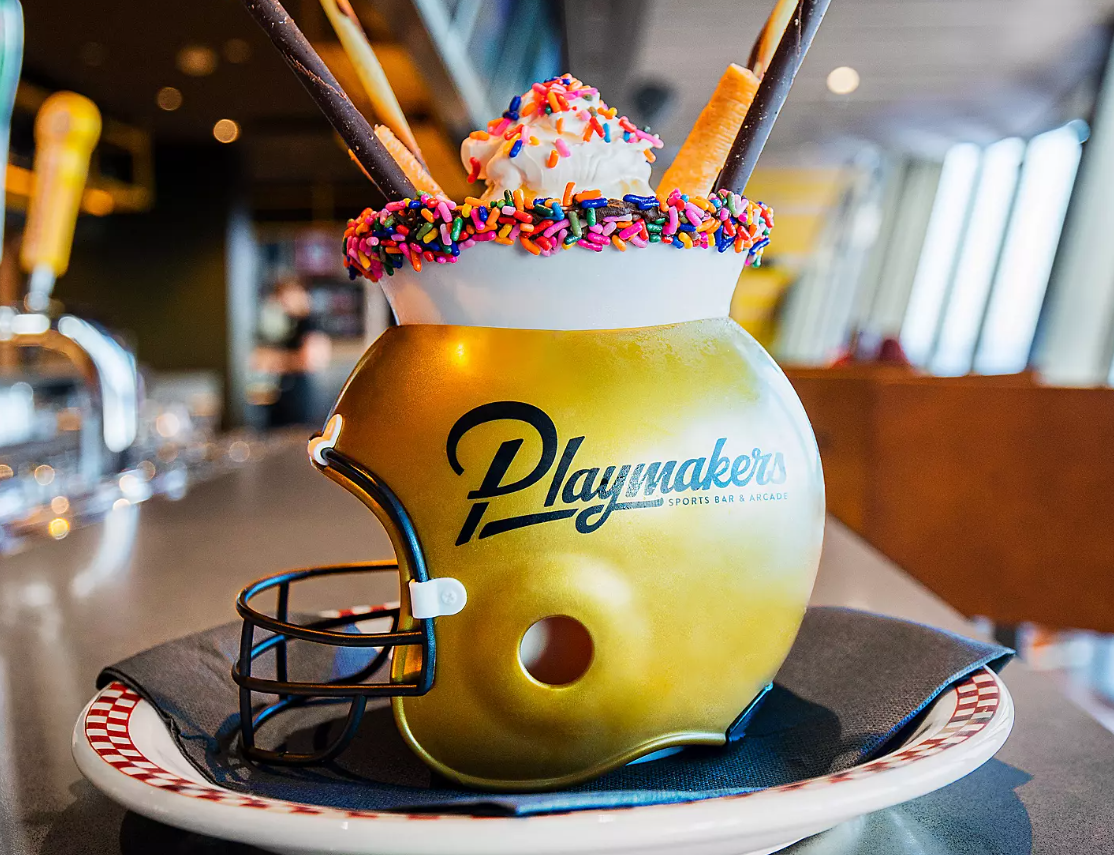 Playmaker bar & arcade