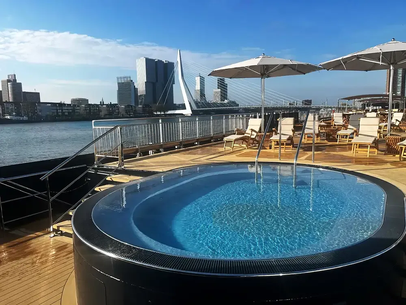 Sun deck