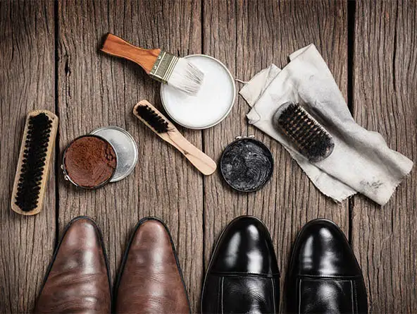 Shoe polishing services
