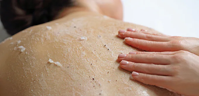 Intensely cleansing salt scrub